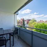 Malu - Im Zentrum, Kostenloser Parkplatz, Balkon, Netflix, 24h Checkin * Ludwigsburg