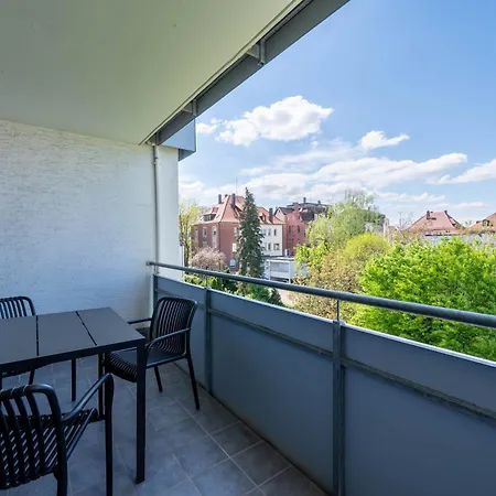 Malu - Im Zentrum, Kostenloser Parkplatz, Klima, Balkon, Netflix, 24h Checkin * 루드빅스부르크